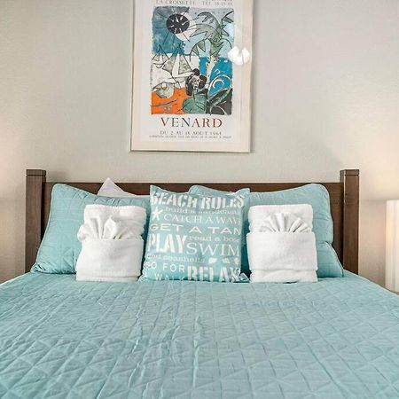Beachy Bungalow! 2Bd, King Bed غالفيستون، تكساس المظهر الخارجي الصورة